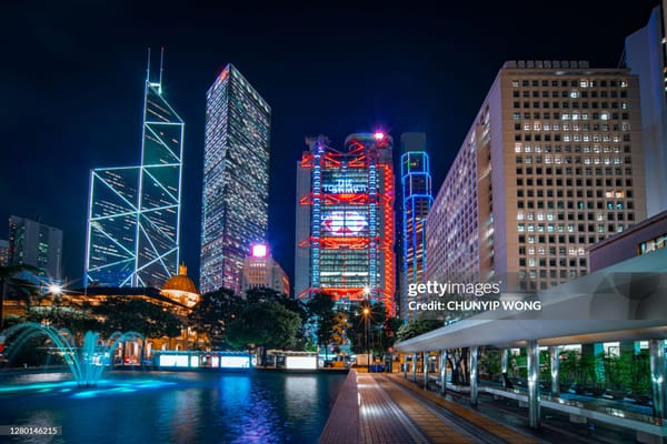 (JPN) 摩天楼の影に隠された物語：香港・中環の歴史を旅する5つの扉